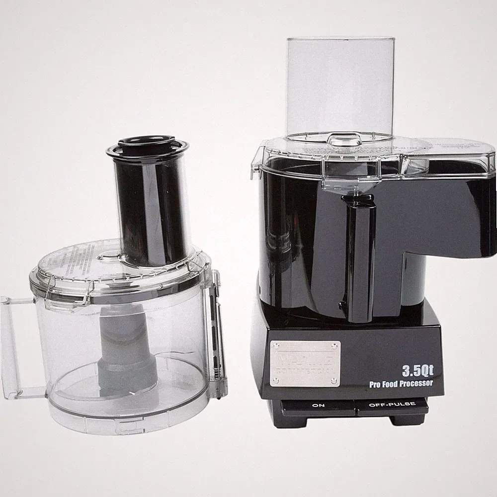 Waring WFP14SC Combination Food Processor with 3.5 Qt. Clear Bowl, Continuous Fe