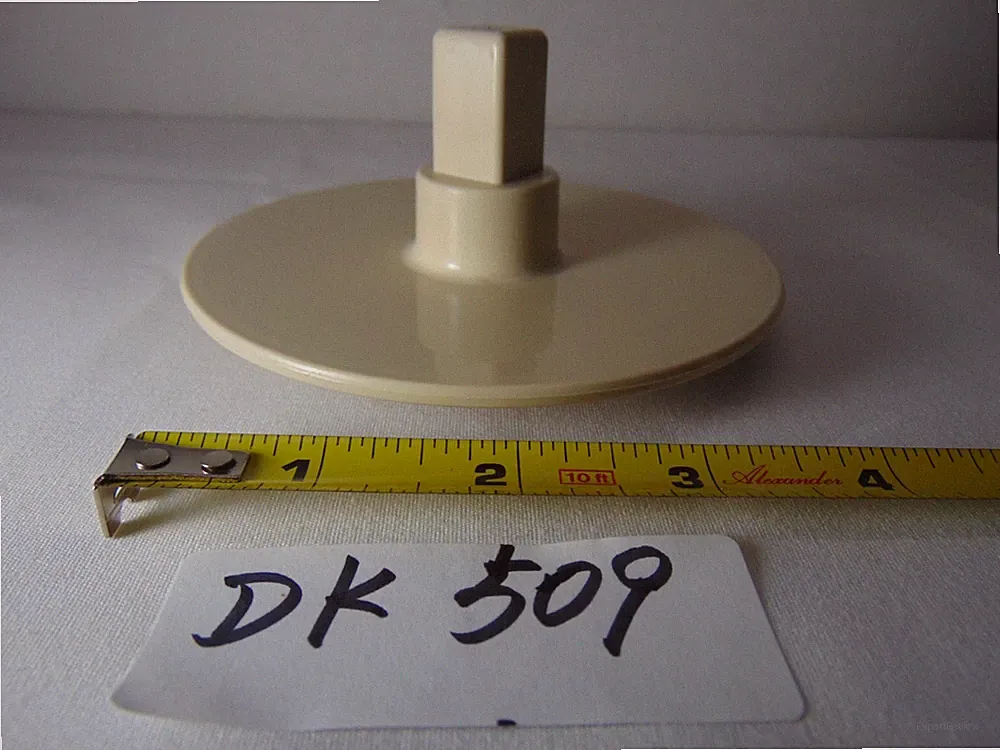 West Bend High Performance Food Processor 6500 REPLACEMENT PART EJECTOR PLATE