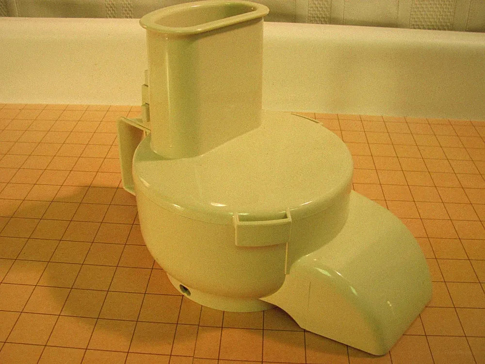 West Bend High Performance Food Processor 6500 Replacement Shredder Attachment