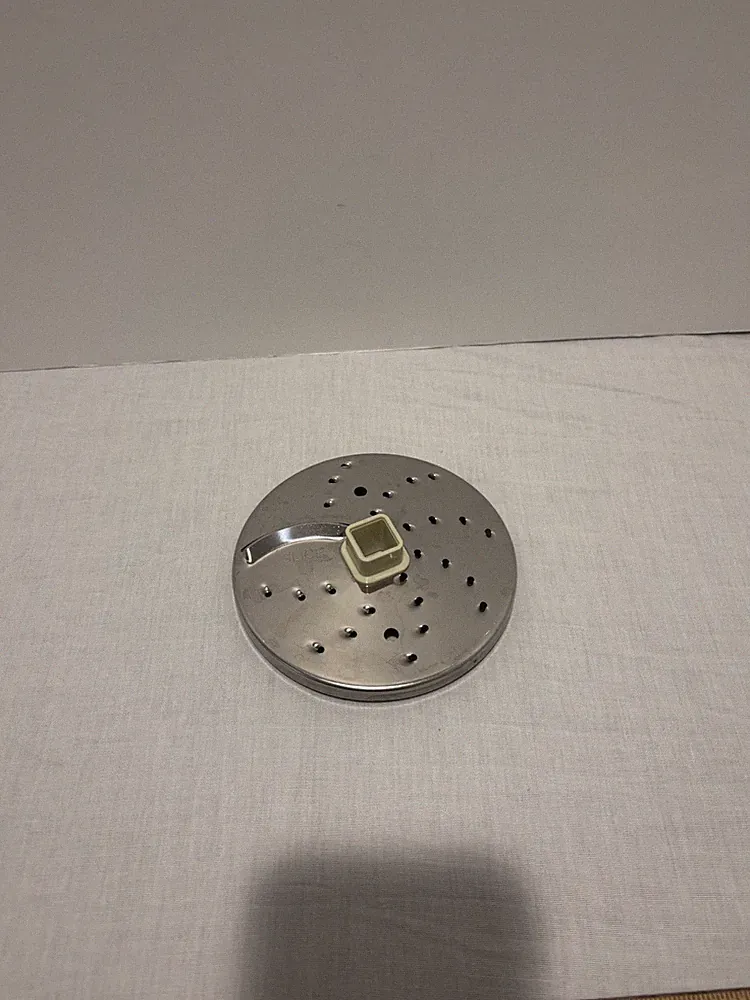 West Bend High Performance Food Processor 6500 REPLACEMENT SLICE/SHRED BLADE