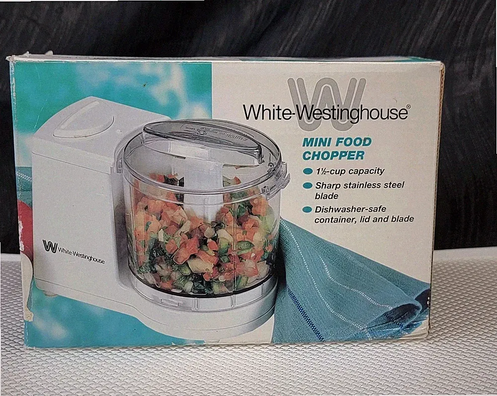 White Westinghouse Mini Food Processor Chopper WCH0100 Kitchen Tool New Open Box