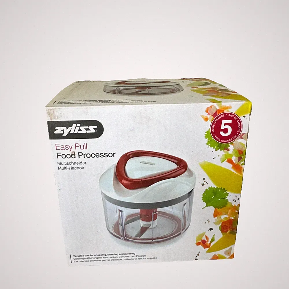 ZYLISS Easy Pull Manual Food Processor For Chopping Blending New In Box - 3 Cup